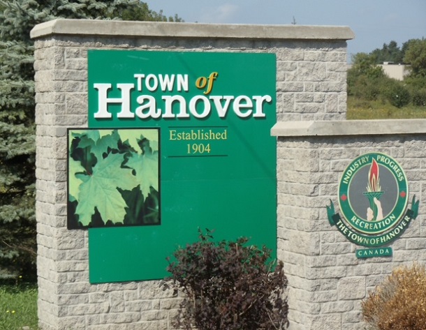 hanover hires new director of parks recreation and culture