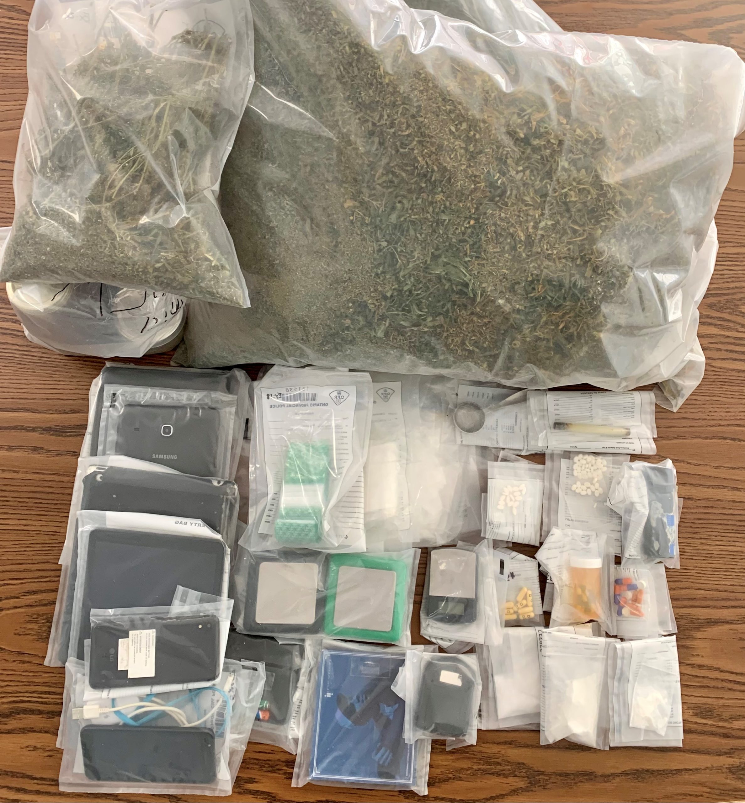 opp seize drugs and a weapon from meaford home scaled