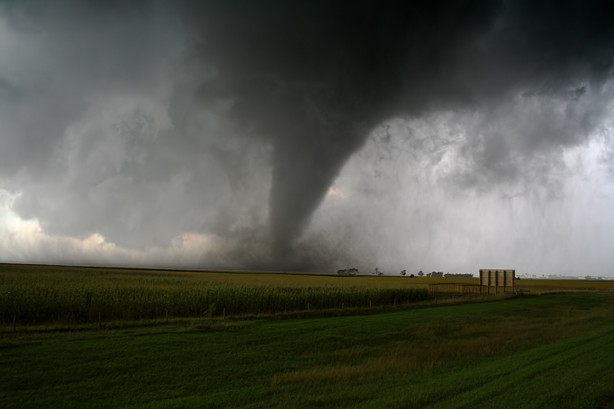 117 tornadoes recorded across Canada in 2022