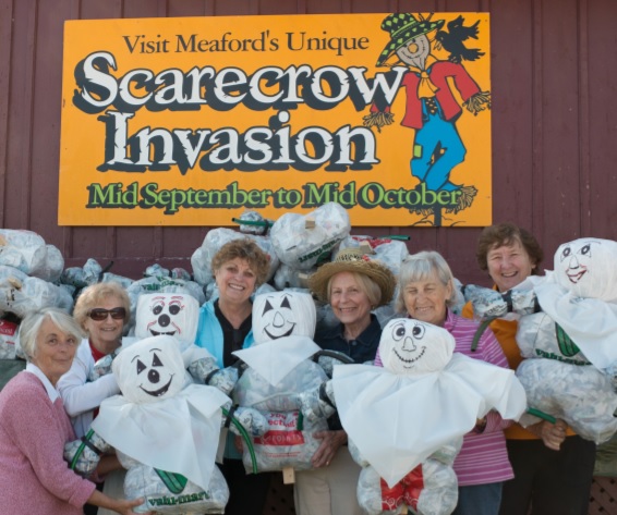 scarecrow invasion in meaford returns following short pause