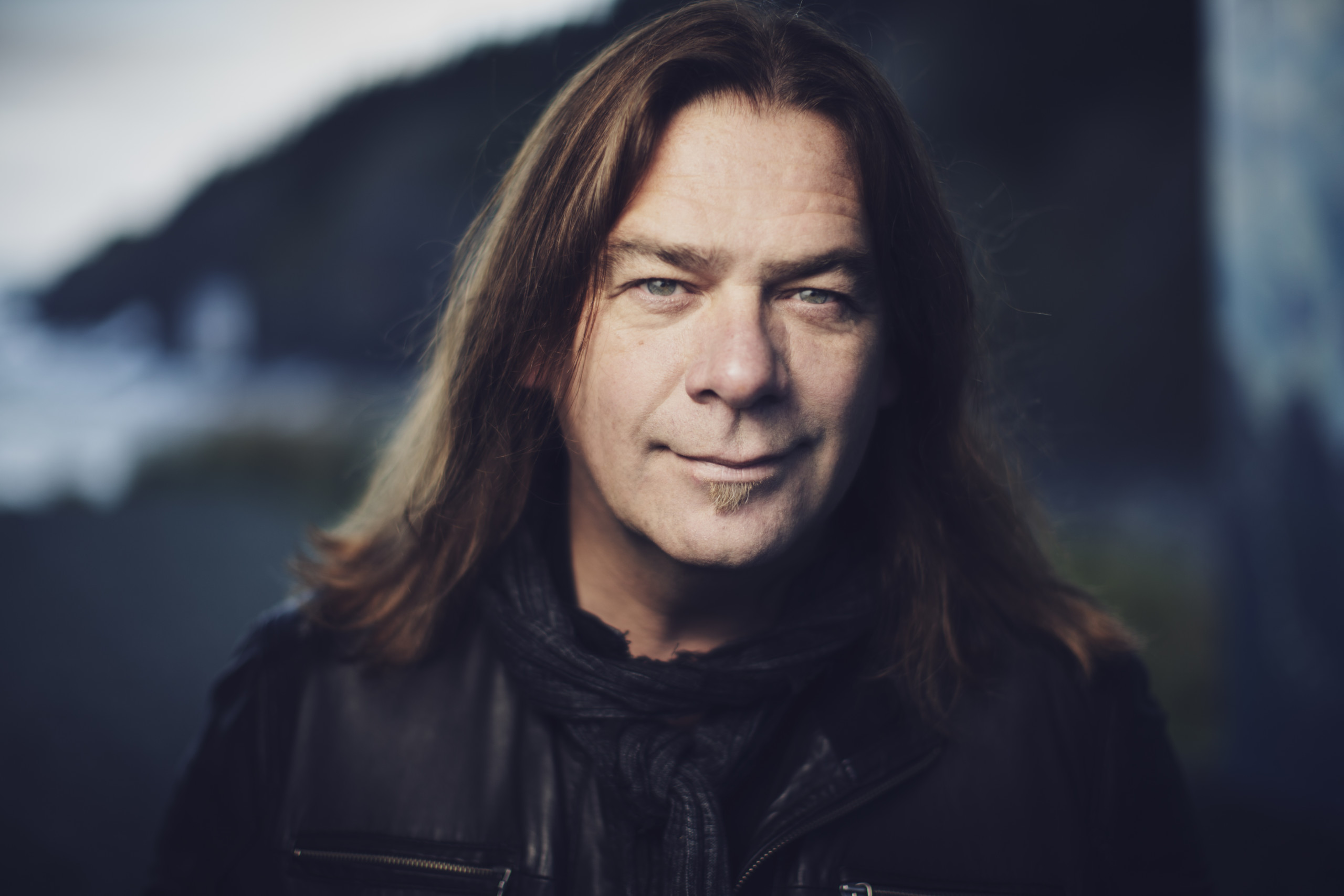 Alan Doyle show supporting music programs at the Grove