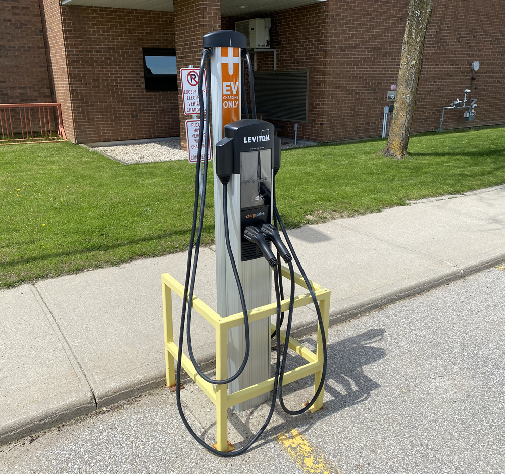 Bruce County EV drivers warned about ‘Idle Fee Parking Charge’